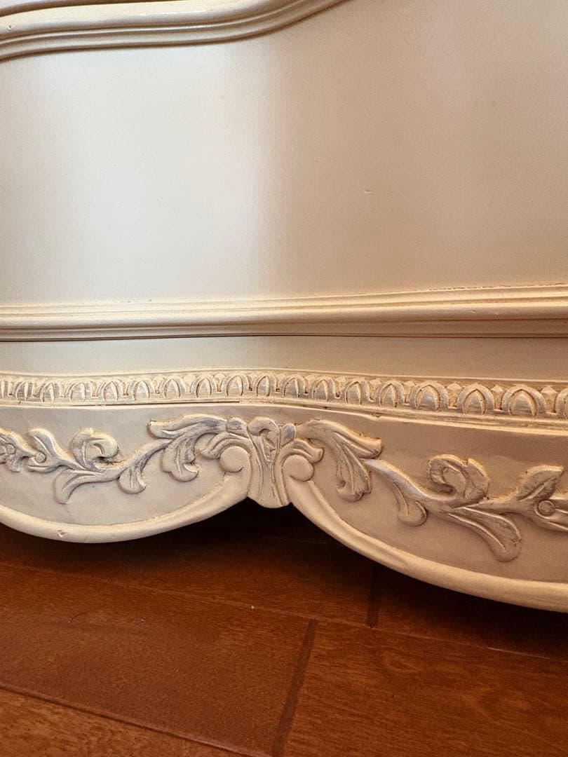 ジェシカ マクリントック/ホワイトチェスト/輸入家具