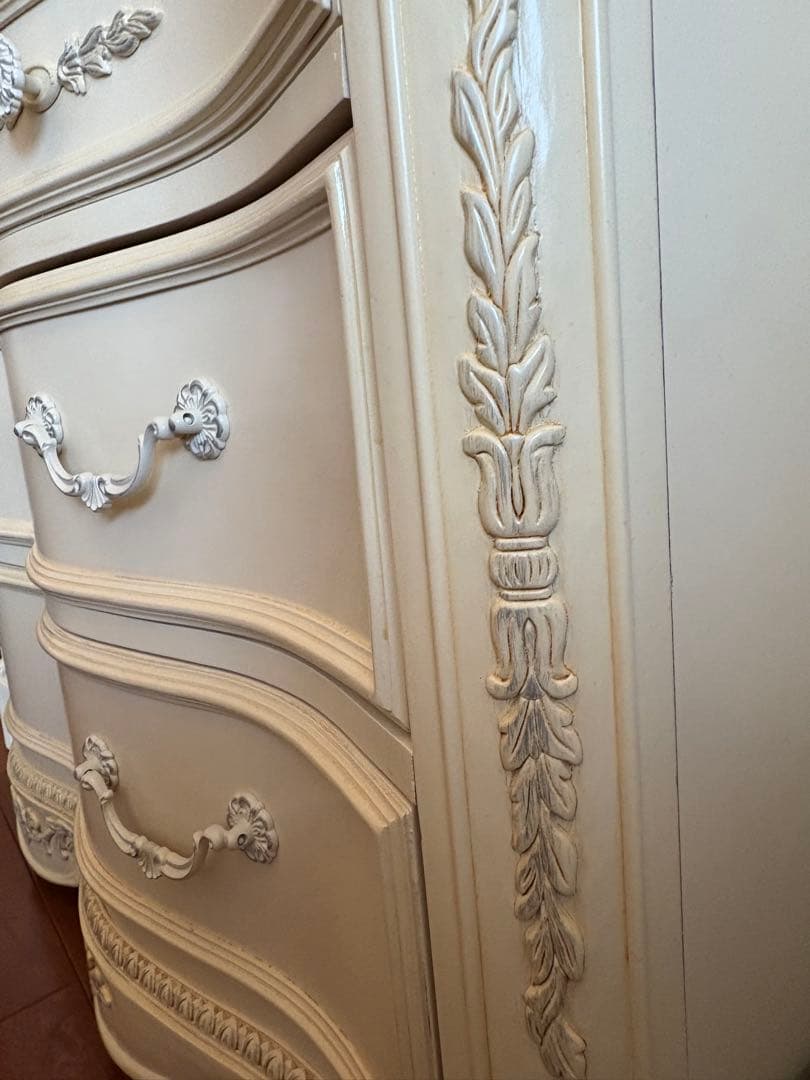 ジェシカ マクリントック/ホワイトチェスト/輸入家具