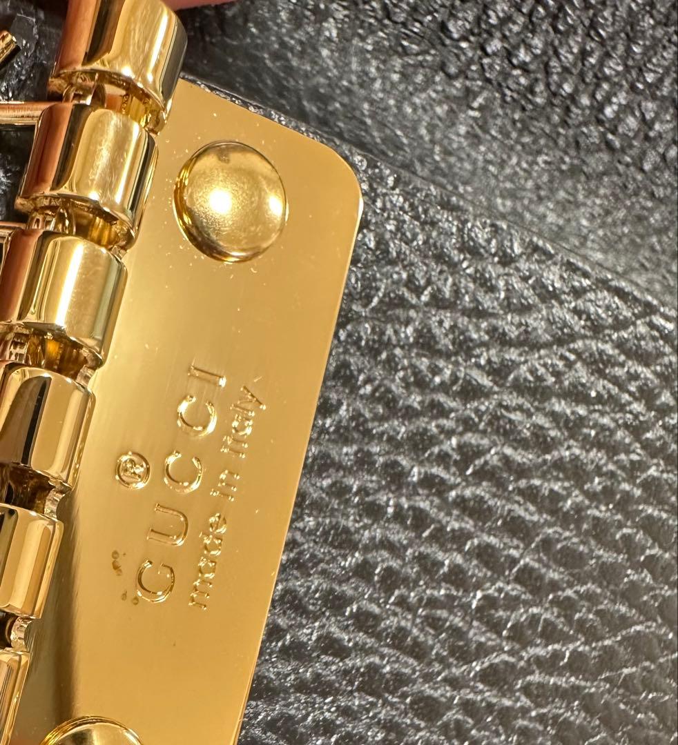 GUCCI レザーキーケース ブラック/ベージュ 箱付き