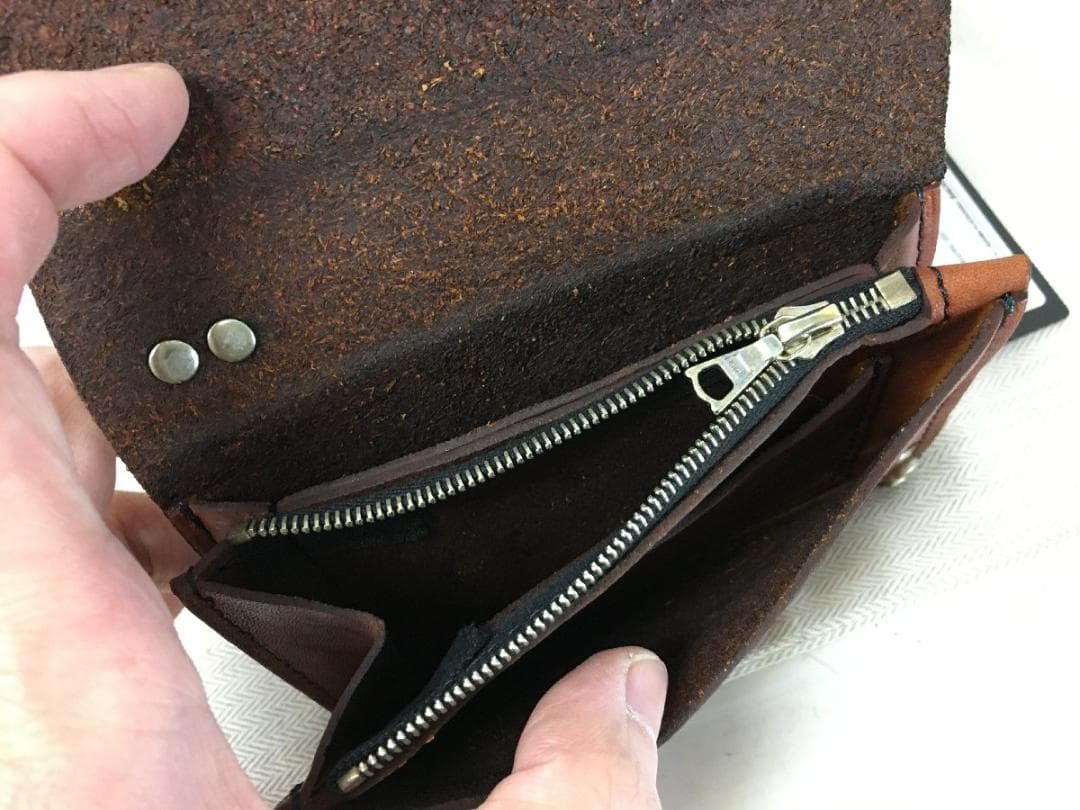 バックラッシュ 箱付き美品 2025 レザー製品染めトラッカー ウォレット