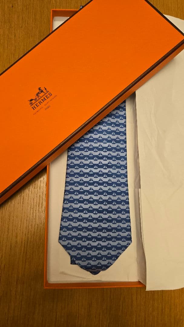 【新品未使用】HERMES ボート柄 シルクネクタイ