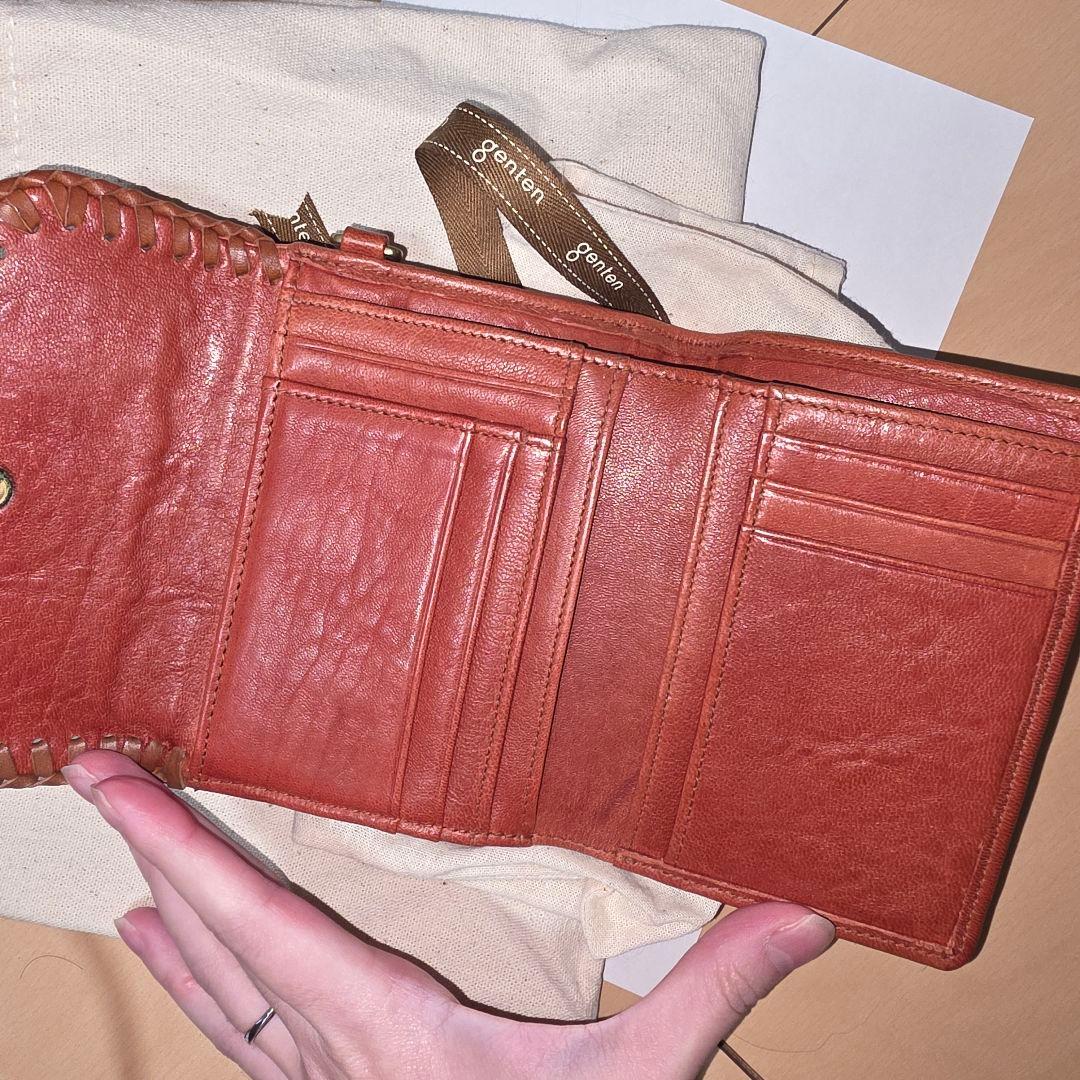 《新品未使用》genten ゲンテン オレンジ レザー 二つ折り財布 羊革