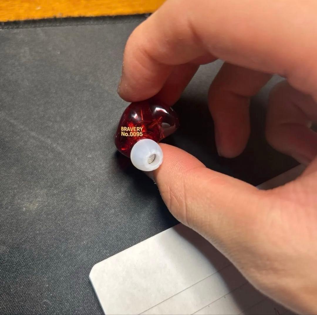 イヤホン SeeAudio Bravery Anniversary Limited Edi