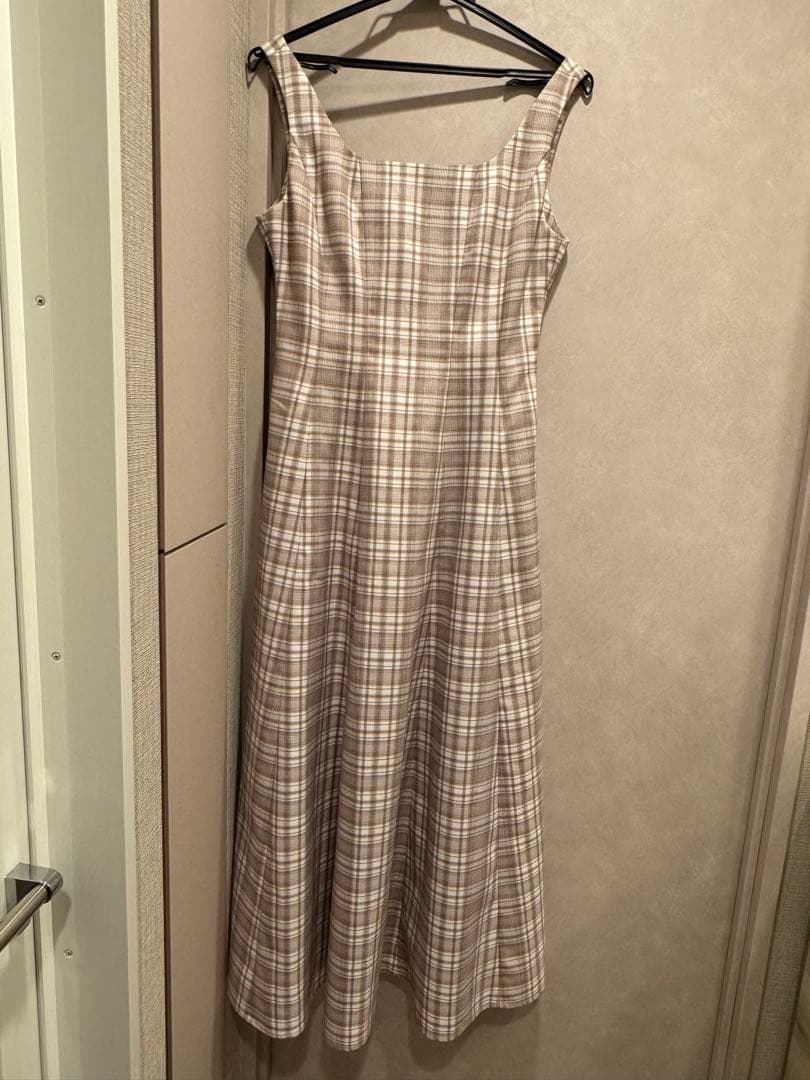 ワンピース Herlipto Paddington Long Dress