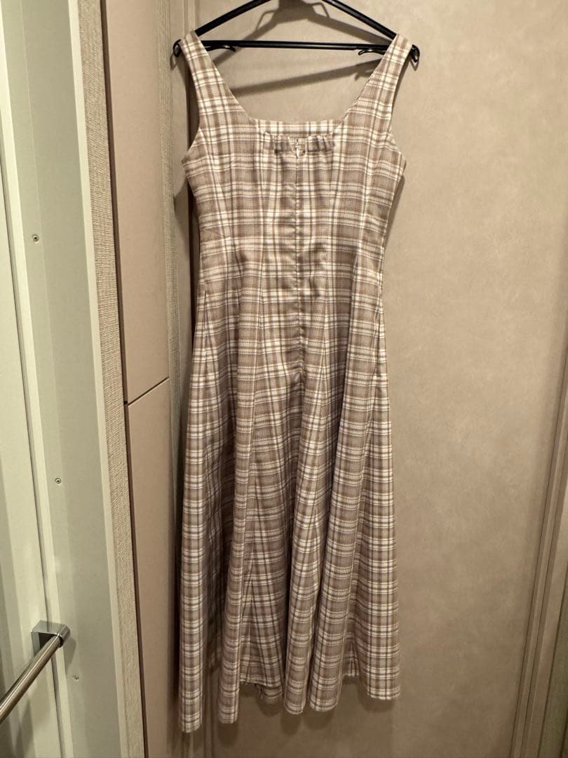 ワンピース Herlipto Paddington Long Dress