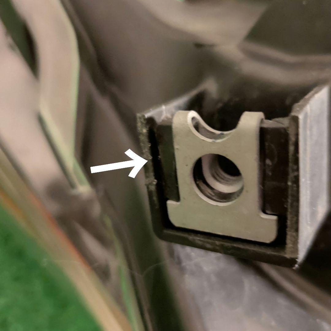 TOYOTA プリウス 左ヘッドライトユニット