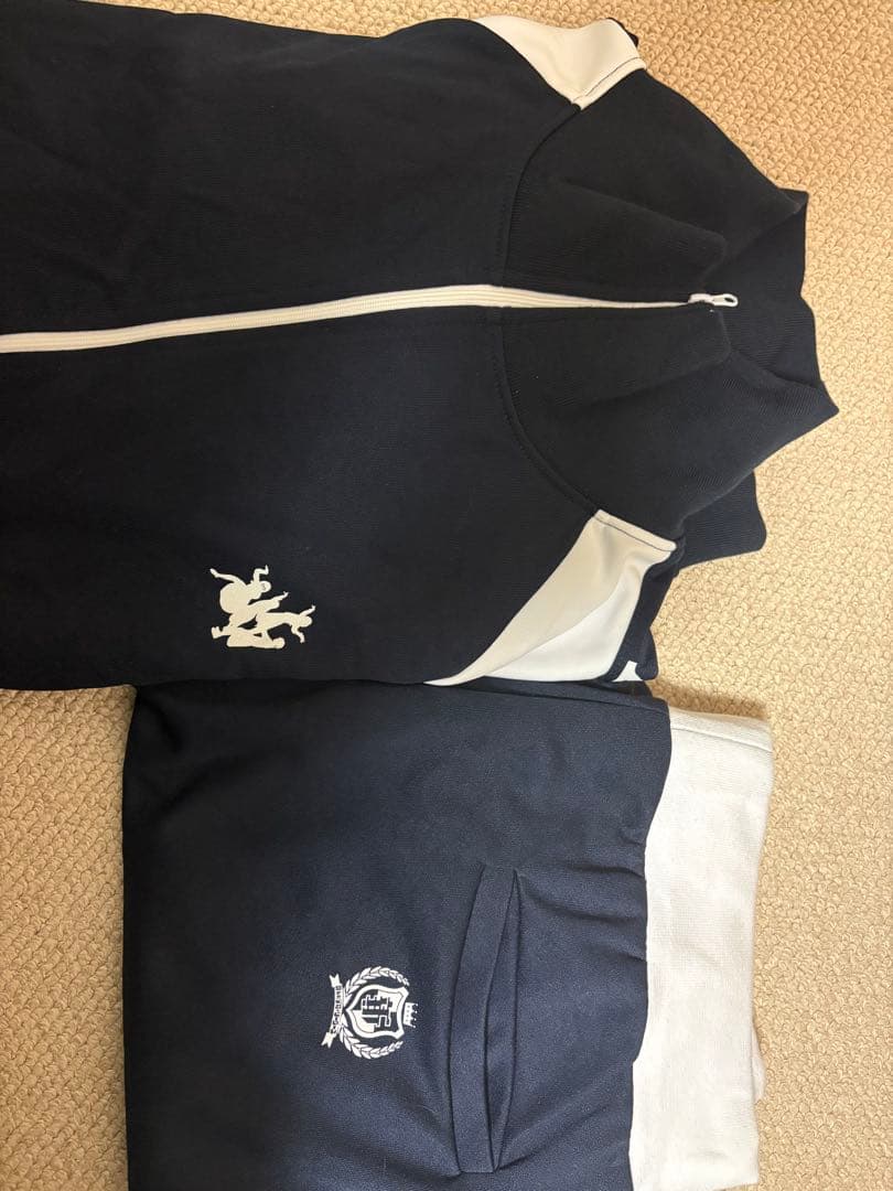 新しい学校のリーダーズ　ジャージ上下セット