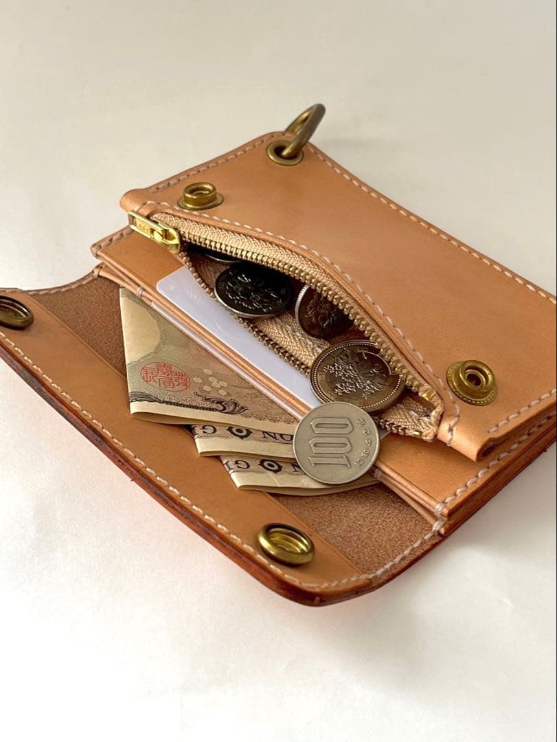 ミドルトラッカーウォレット｜三層タイプ｜本革（牛革）ヌメ革 × 手縫い×真鍮金具