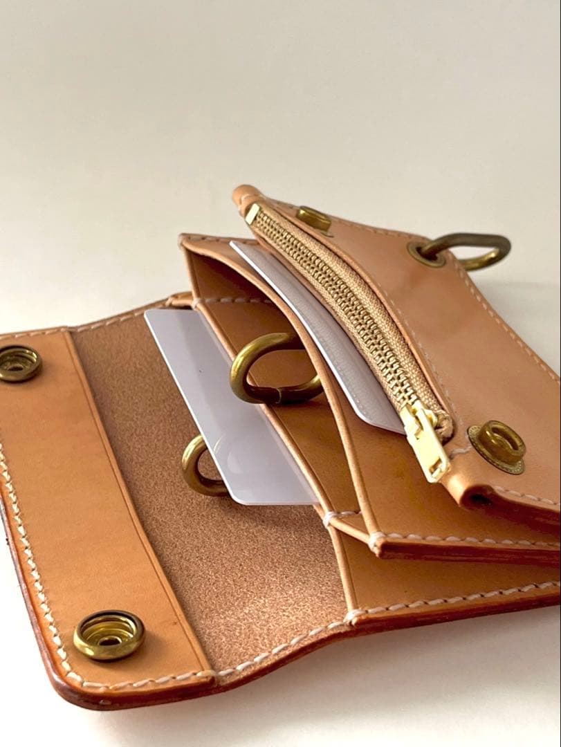 ミドルトラッカーウォレット｜三層タイプ｜本革（牛革）ヌメ革 × 手縫い×真鍮金具