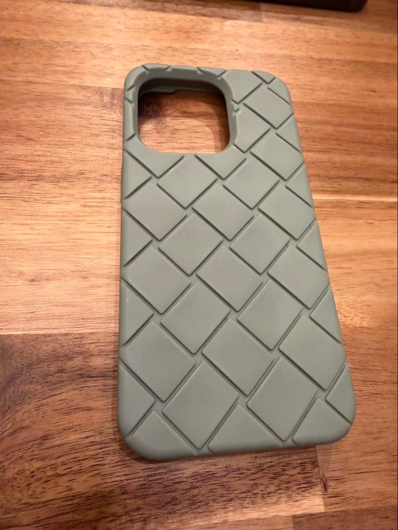 Bottega Veneta iPhone 15 proケース ボッテガヴェネタ