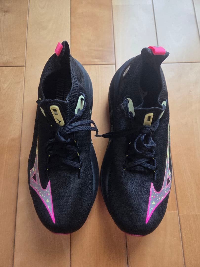 【美品！】MIZUNO NEO VISTA　25.5cm