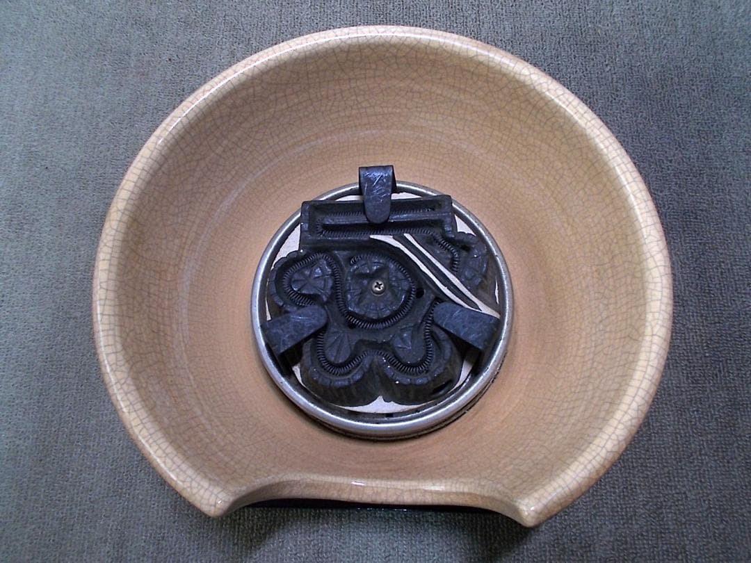 茶道具 南部三厳堂霰鉄瓶 アラレ鉄瓶 薩摩枇杷色 風炉型野々田電熱器 動作品