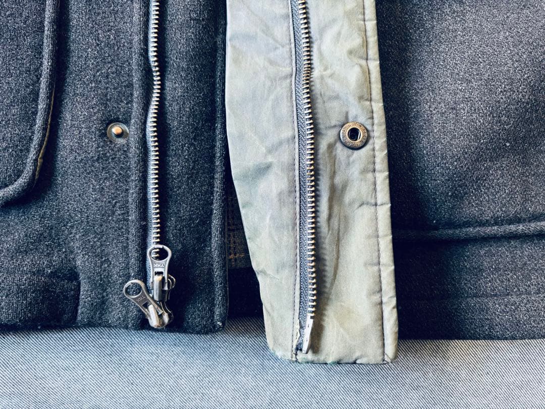 t*t様 L.L.Bean ウールジャケット チェック裏地 ダークグレー　ハーフ