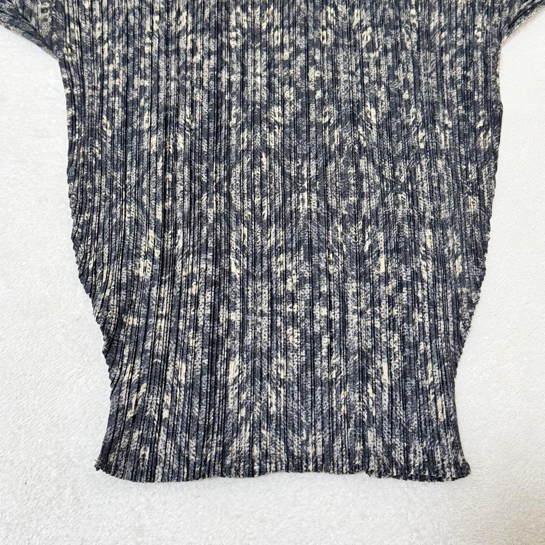 極美品✨PLEATS PLEASE プリーツ　オーバーサイズ　変形　総柄