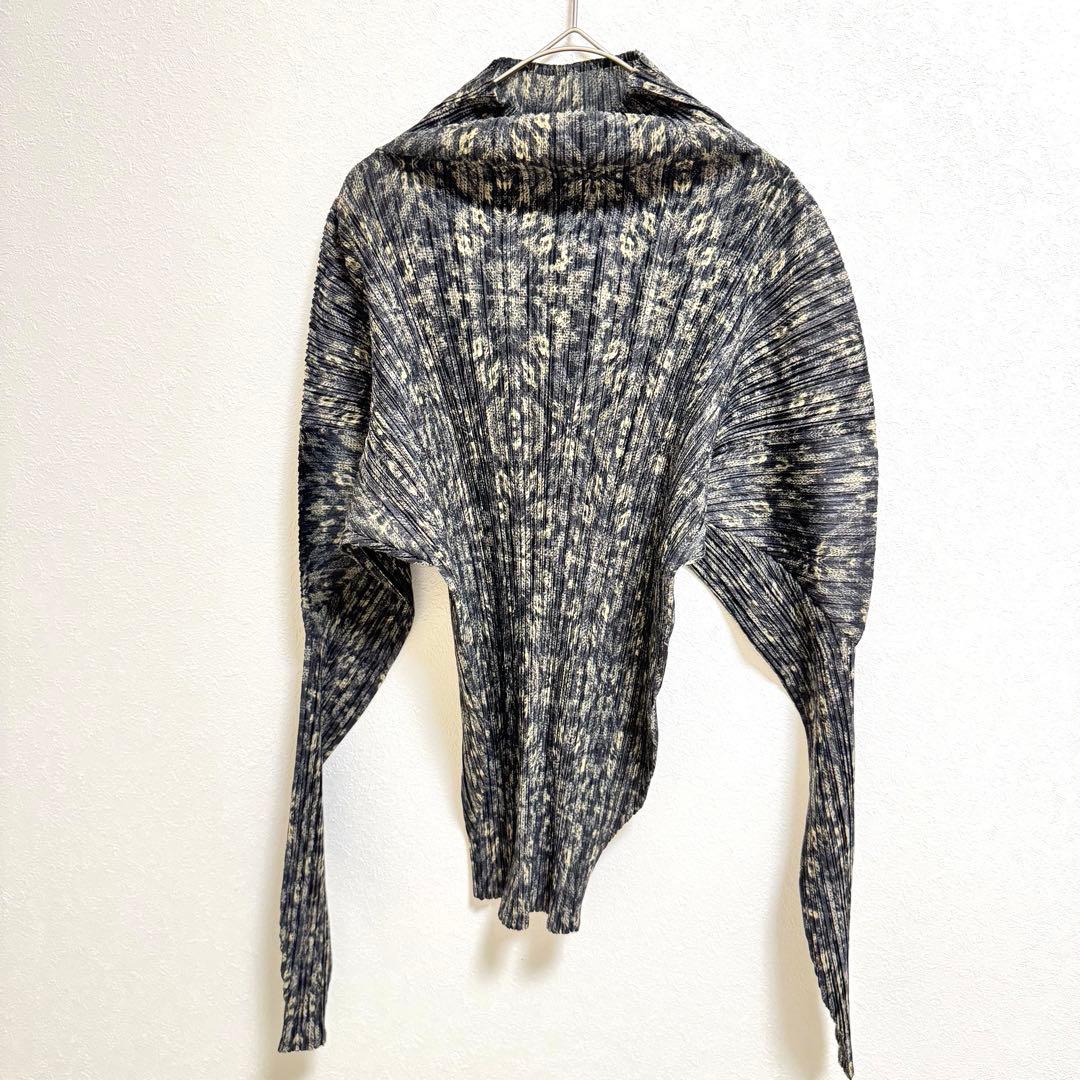 極美品✨PLEATS PLEASE プリーツ　オーバーサイズ　変形　総柄