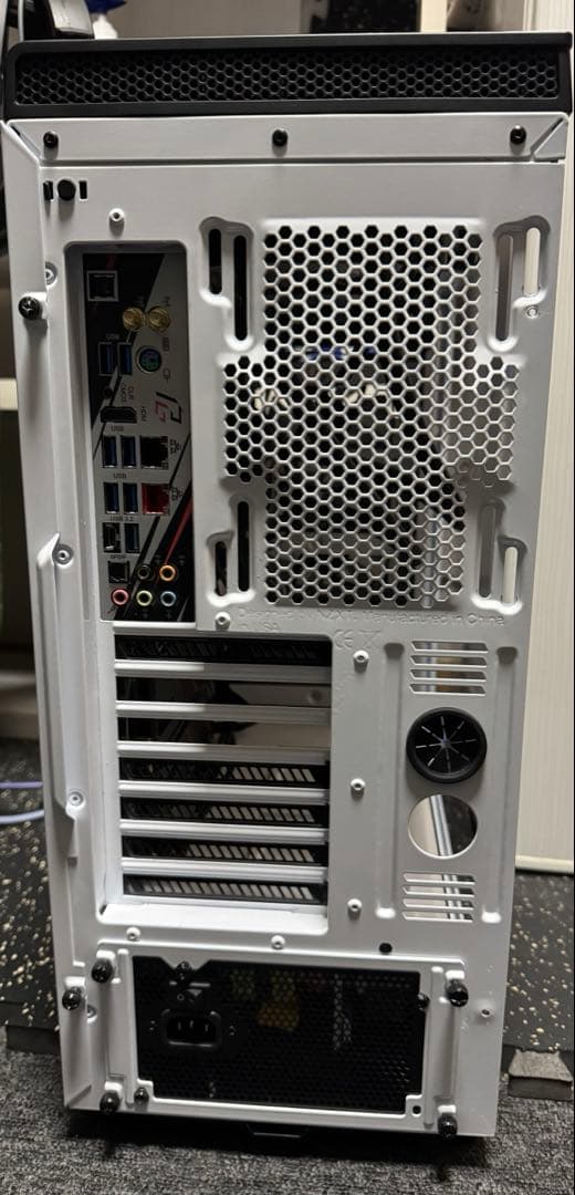 自作PC 5900X 9060XT8GB メモリ32GB H440