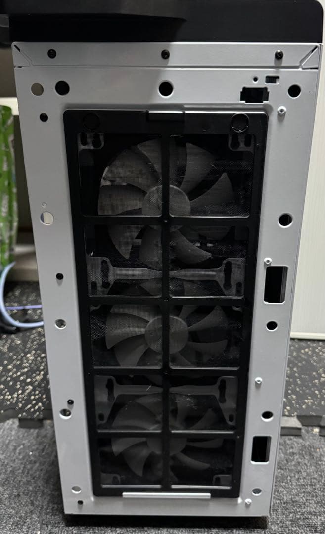 自作PC 5900X 9060XT8GB メモリ32GB H440