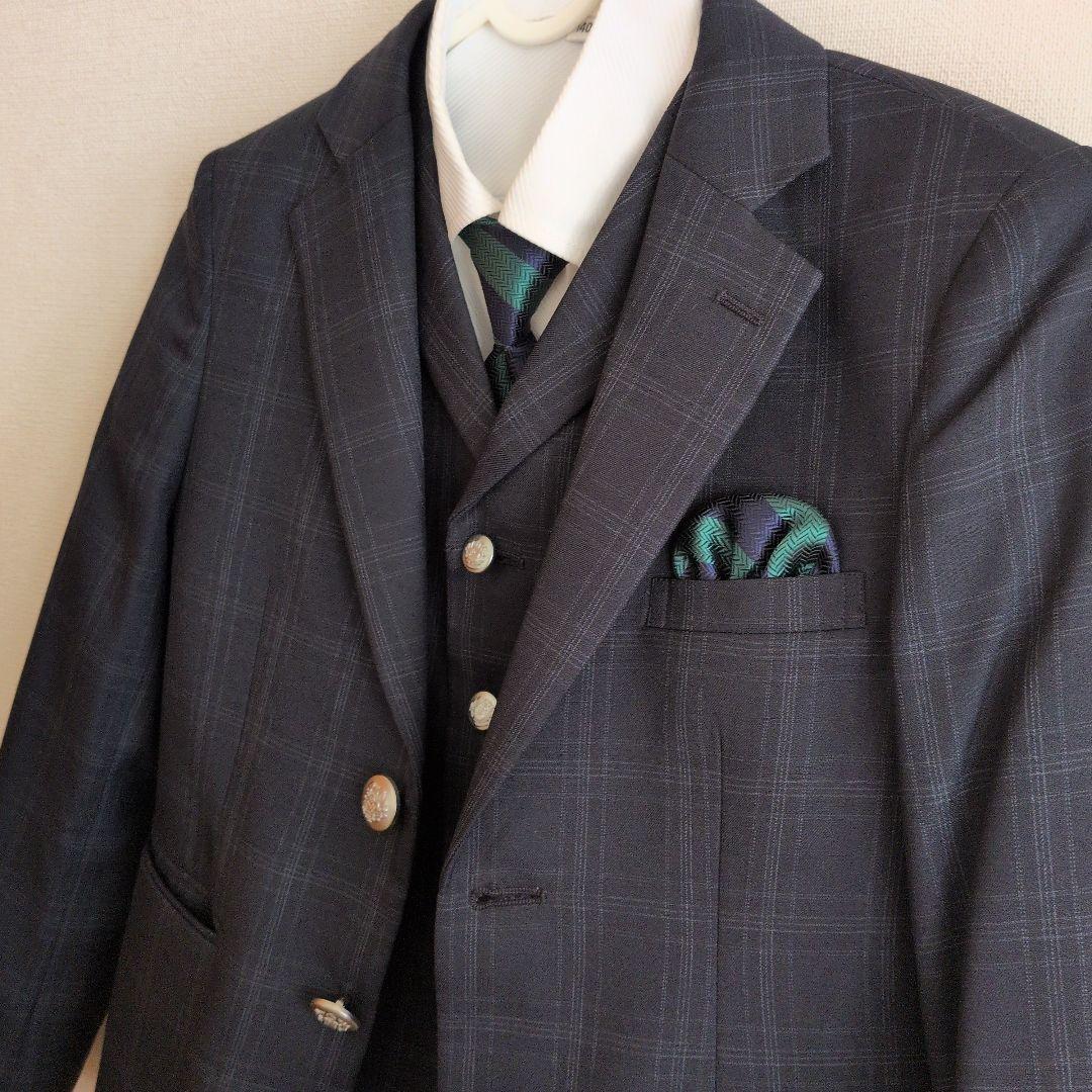 ワンダーファクトリースーツ 140　男の子　卒業式