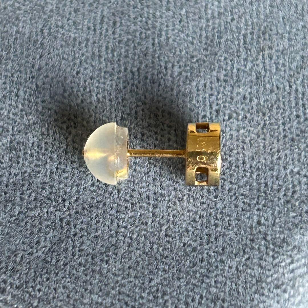 k18 ダイヤモンド　スタッドピアス