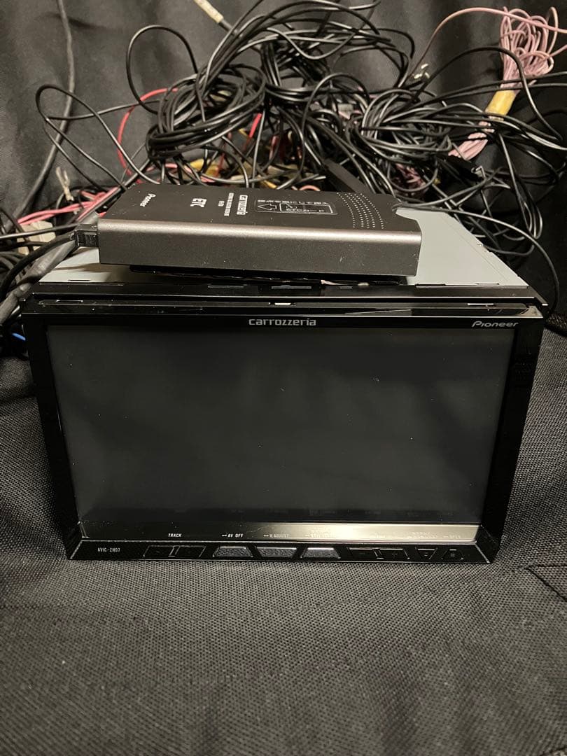 秘*義様 Pioneer carrozzeria AVIC-ZH07 カーナビE