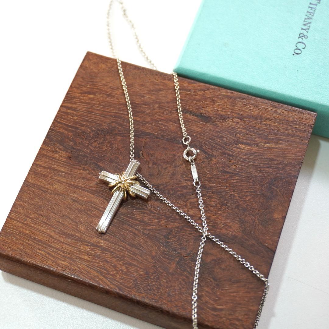 Tiffany&Co. ティファニー シグネチャークロス ネックレス