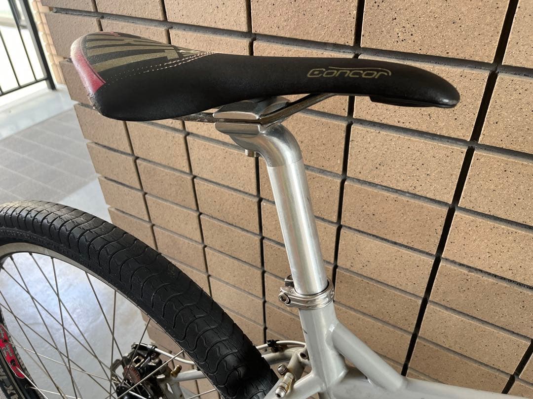 SURLY KARATE MONKEY Mサイズ　シングルスピード