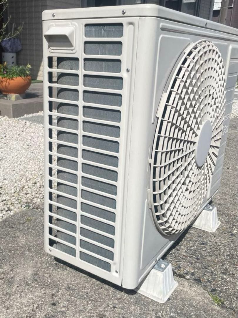 HITACHI 白くまくん　大型 23畳 2019年製