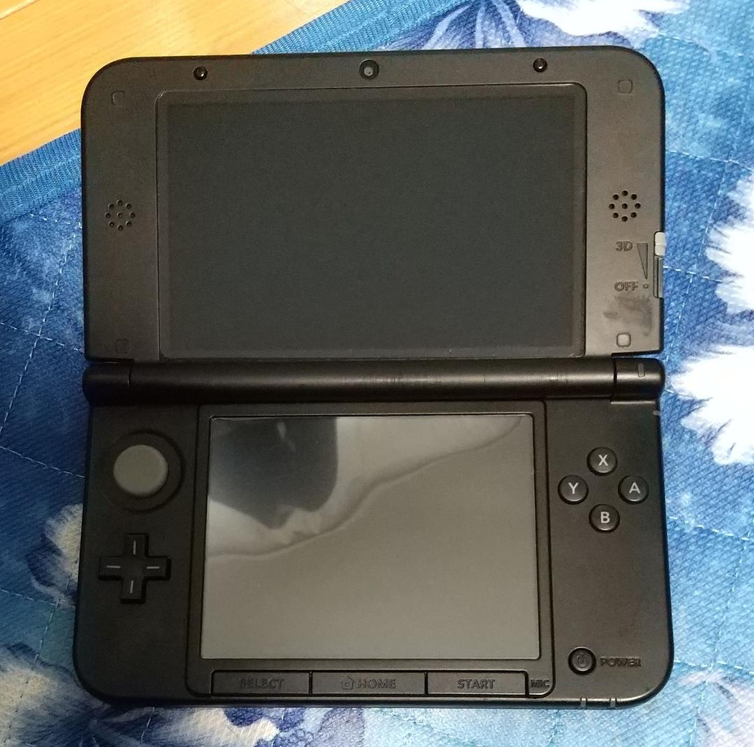 ニンテンドー3DSLL 赤 動作確認済 初期化済