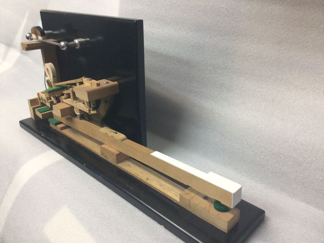 グランドピアノアクションモデル(実物大模型)