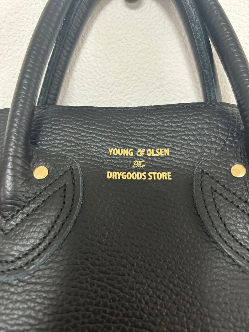 YOUNG & OLSEN バック