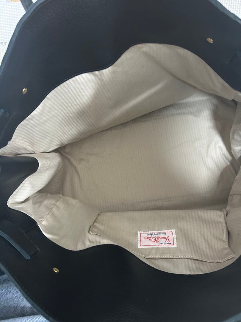 YOUNG & OLSEN バック