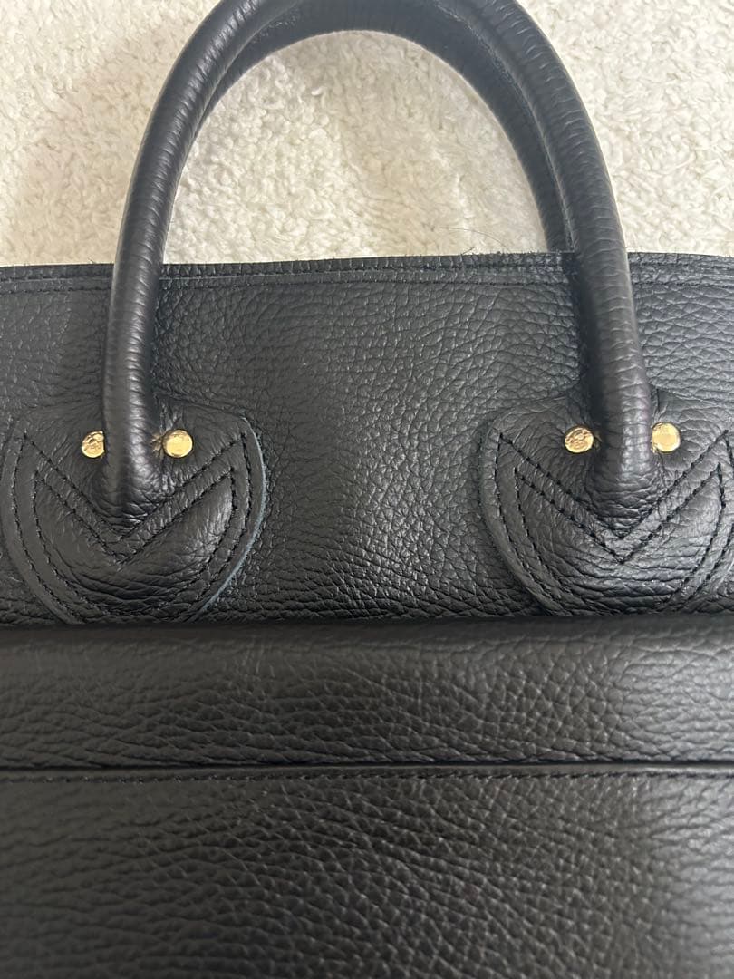 YOUNG & OLSEN バック