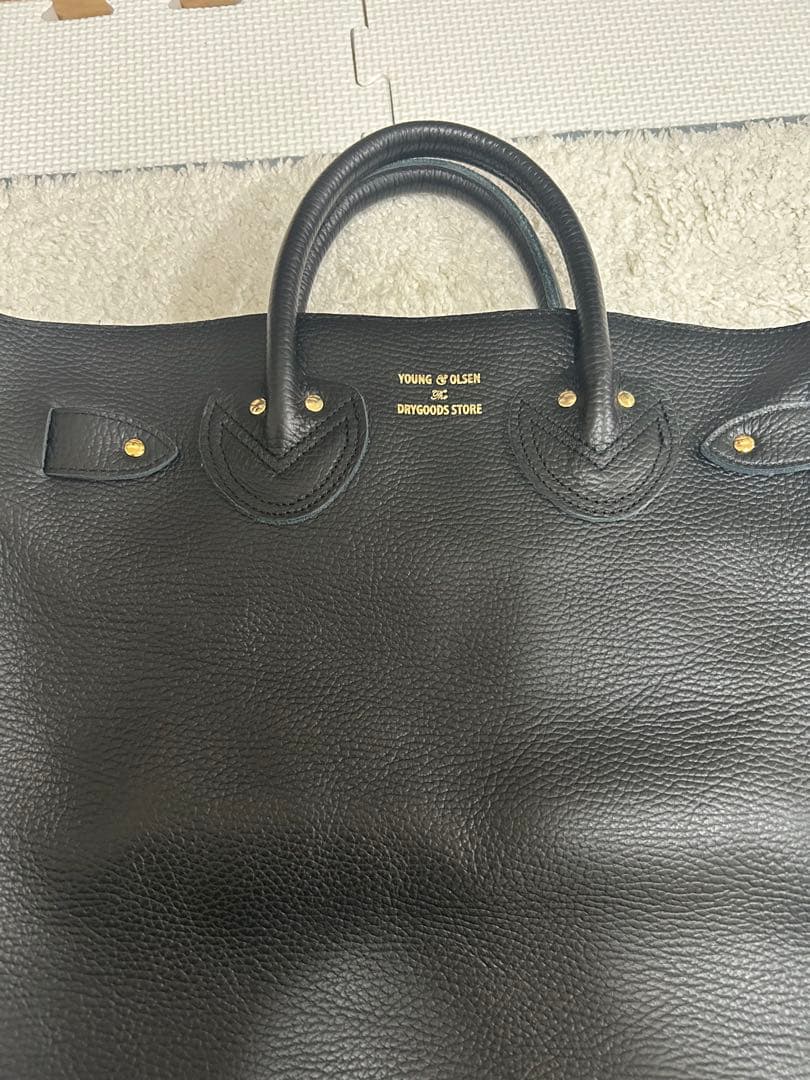 YOUNG & OLSEN バック