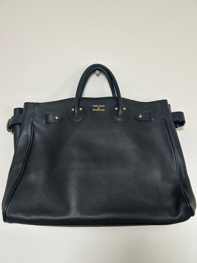 YOUNG & OLSEN バック