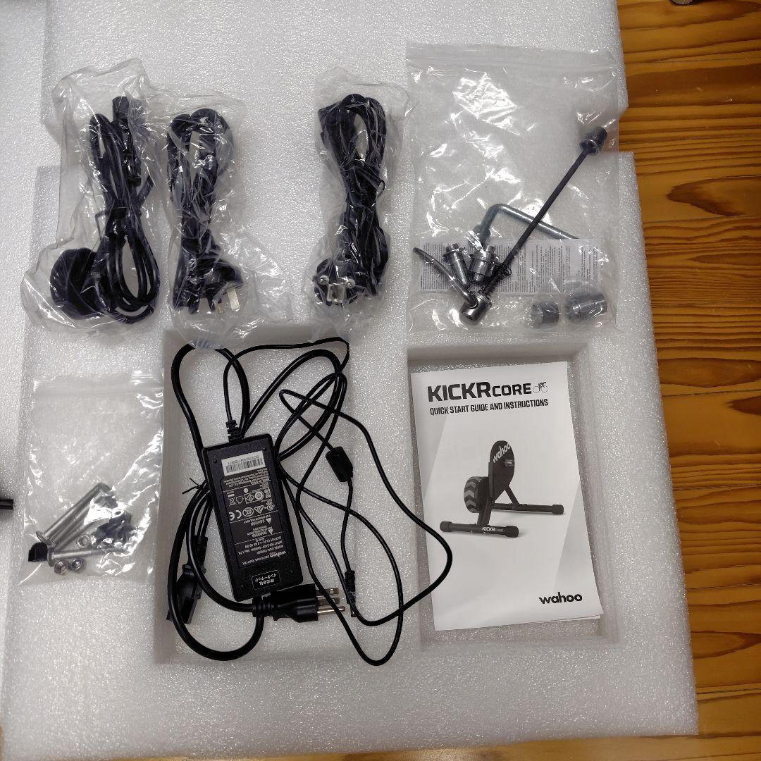 Wahoo KICKRCORE スマートローラー ワフー　　　　　キッカーコア