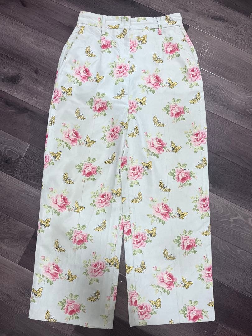 PRADA プラダ ロゴ入り 花柄 パンツ