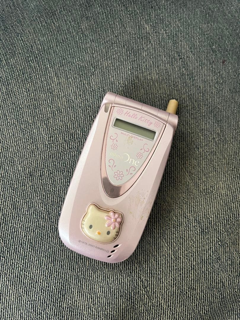 【ジャンク品】ハローキティ　ガラケー　C401SA　サンリオ