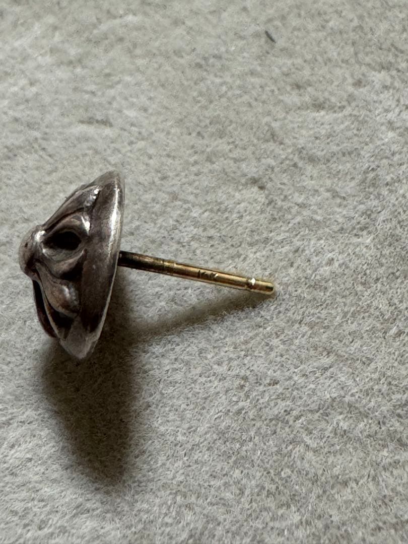 Chrom hearts クロムハーツ クロスボールスタッドピアス