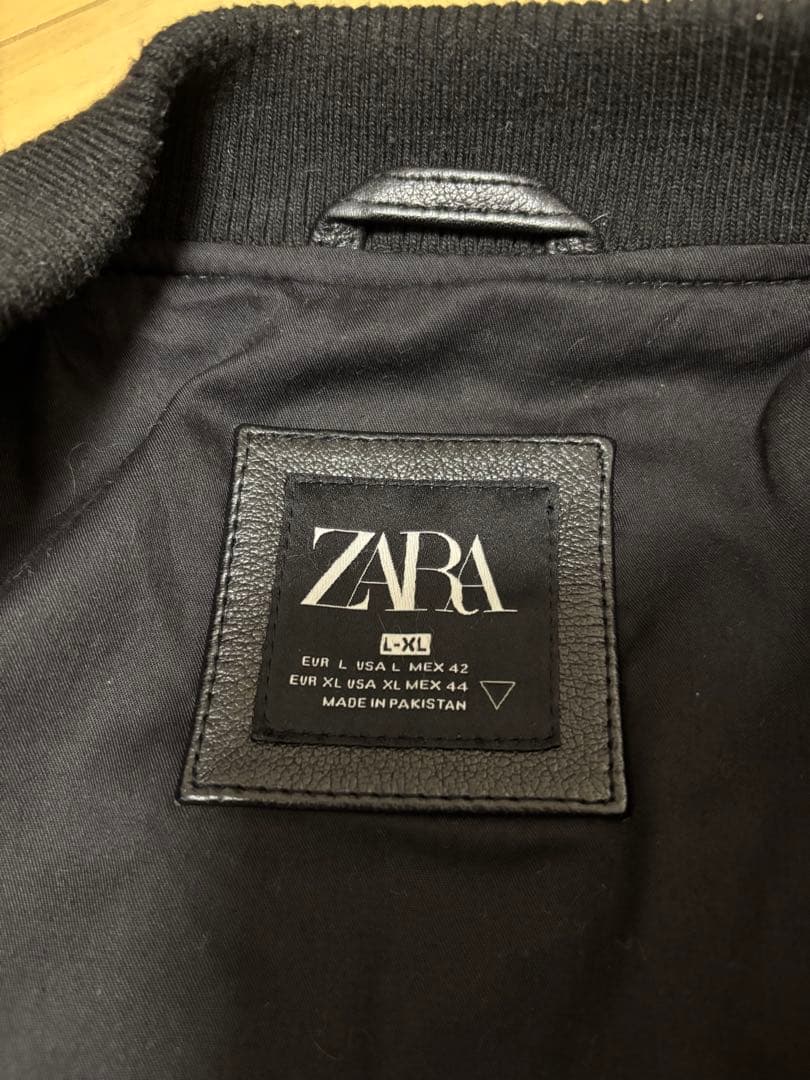 jmxndjjz　　　ZARA ジャケット スタジャン レザージャケット