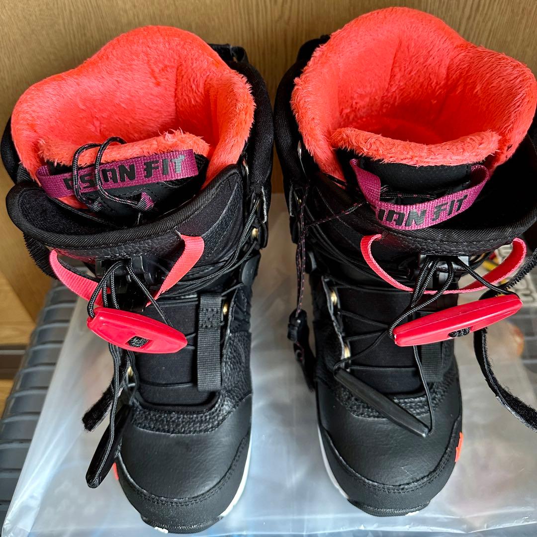 【セール】 NORTHWAVE ノースウェーブ スノーボードブーツ レディース