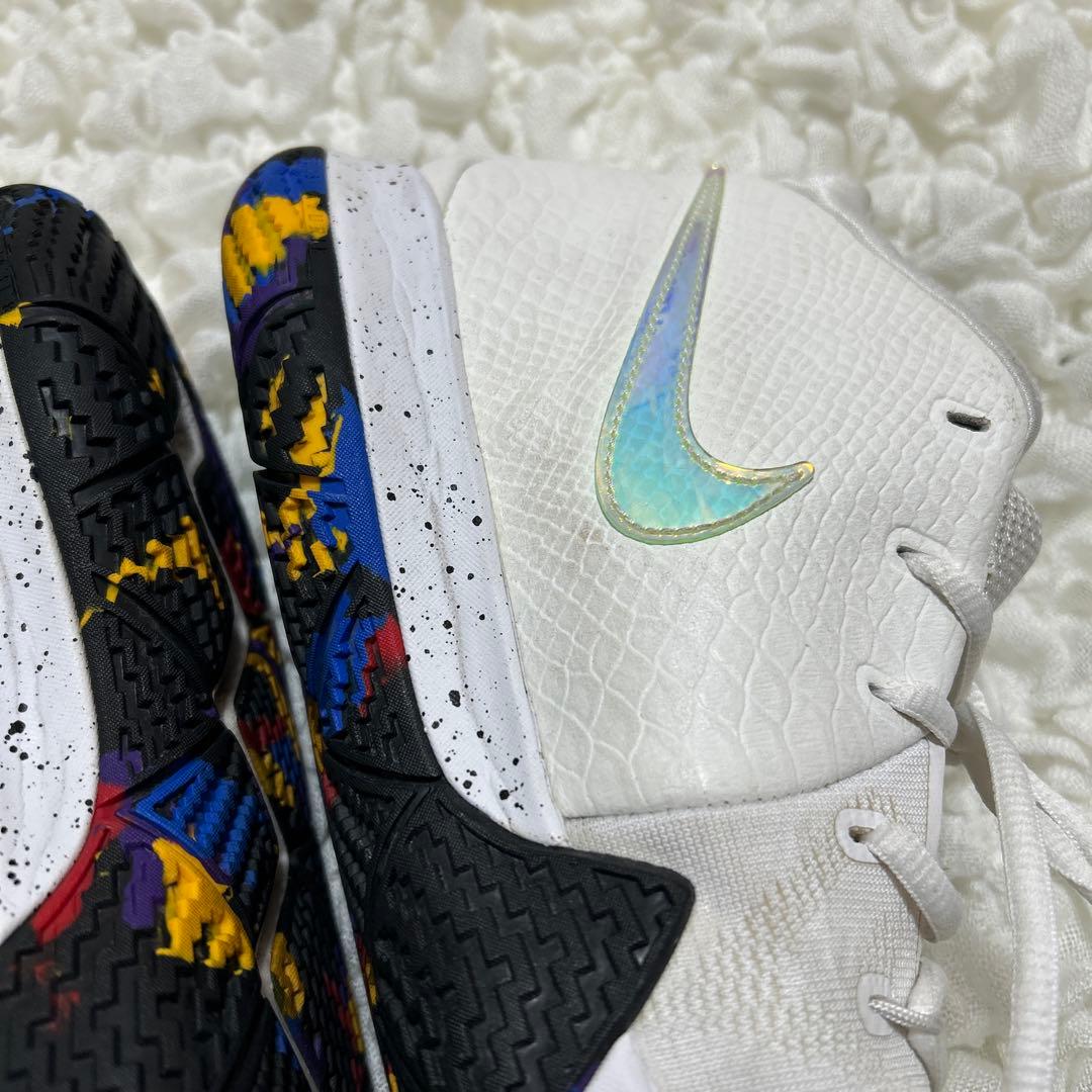 NIKE☆カイリー4