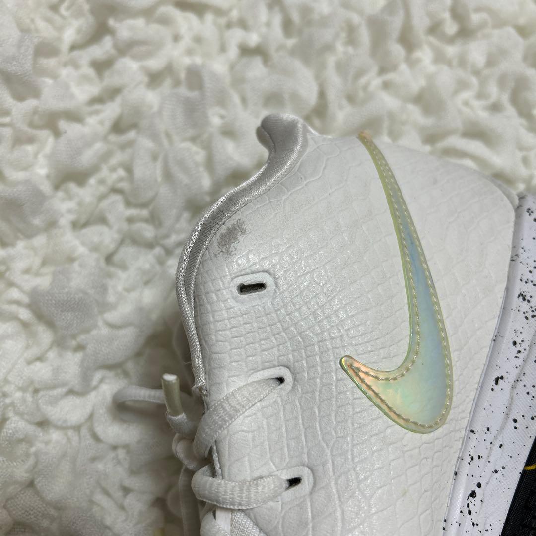 NIKE☆カイリー4