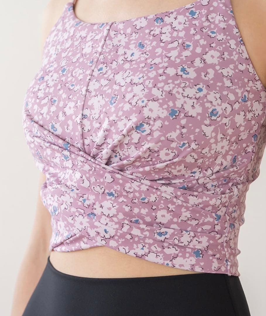 ⭐︎新品 【SUKALA】ショートタンクトップ＆レギンスセットアップ