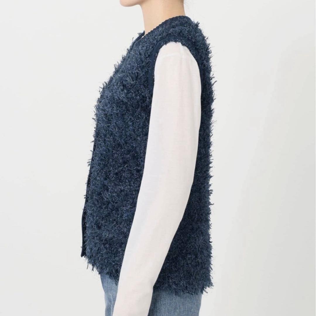 新品　LaTotalite フェザーベスト　フリー　ブルー今季完売