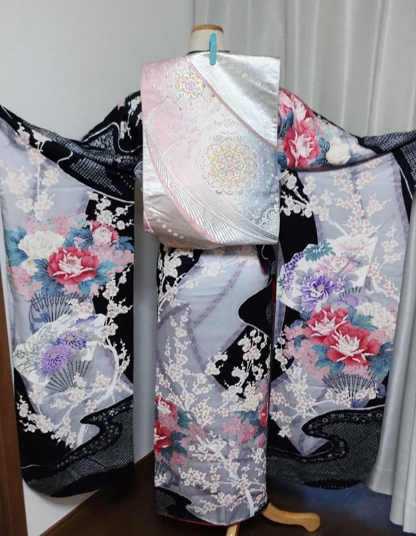 成人式正絹振袖フルセット　人気　黒　豪華　上品　清楚