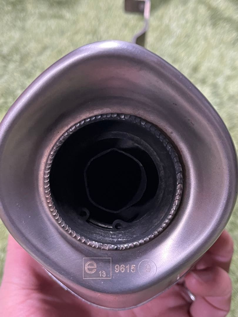 ARROWマフラー　トライアンフ　ストリートトリプル用(07〜12)