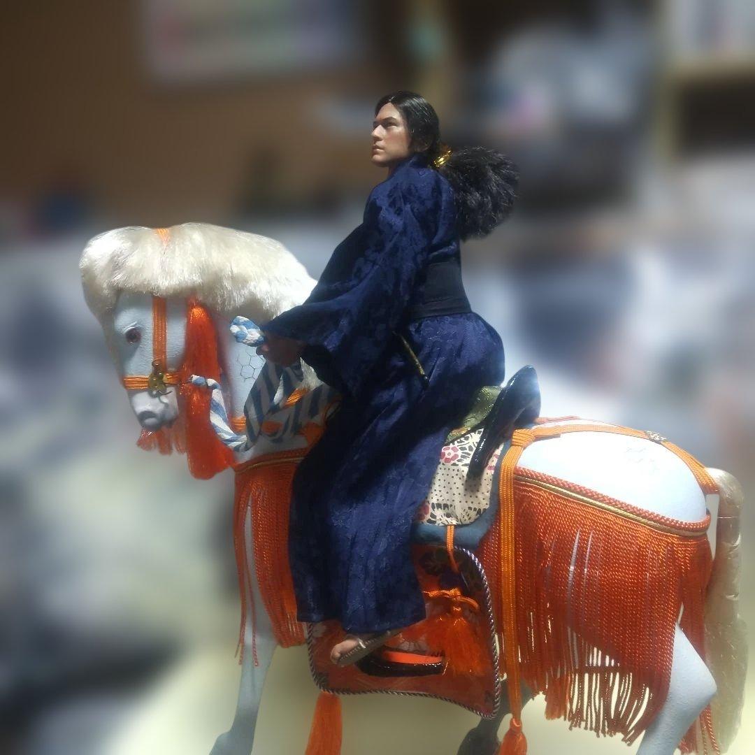 (^-^)値下げしました☆織田三郎信長騎馬アクションフィギュア紺色直垂衣装