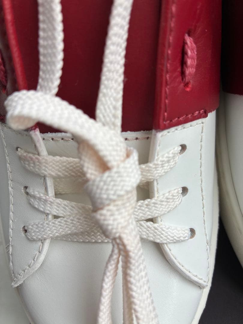 VALENTINO ホワイト/レッド スニーカー