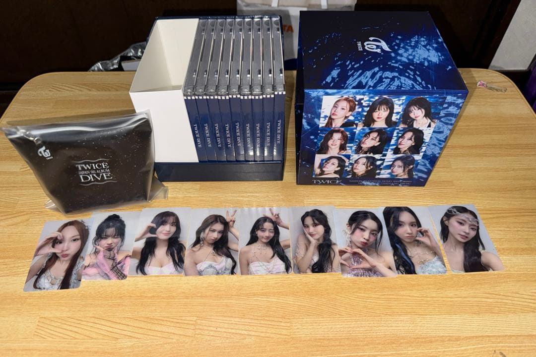 K-POP・アジア TWICE DIVE 7thAnniversaryCollectionBOX