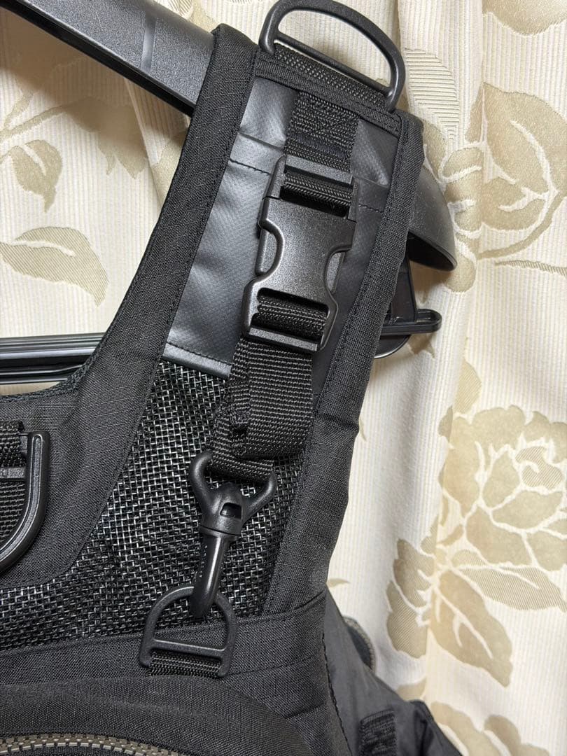 シマノ　サーフトリッパーベスト　VF-275W BLACK Mサイズ